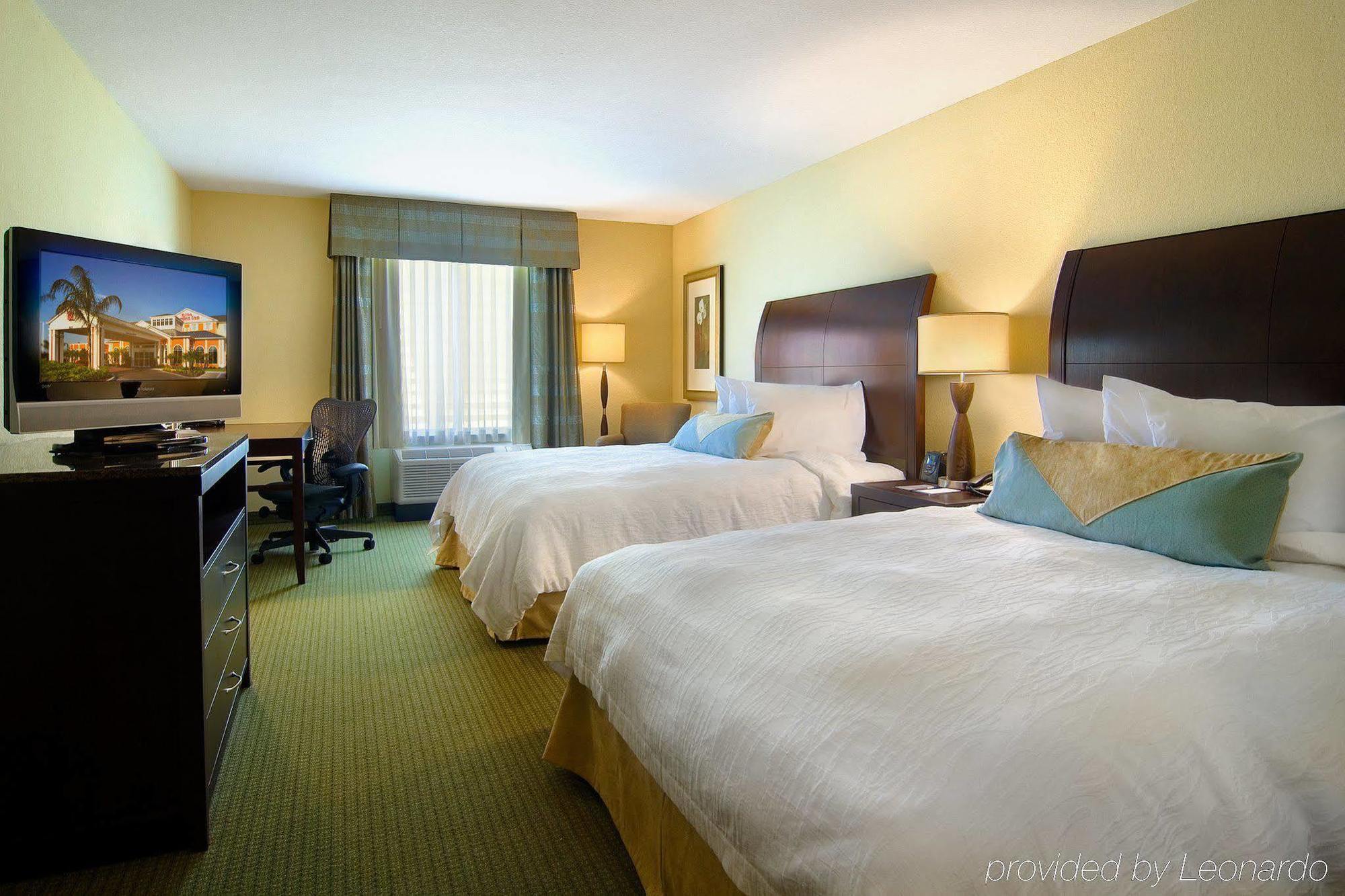 Hilton Garden Inn Lakeland Exterior photo