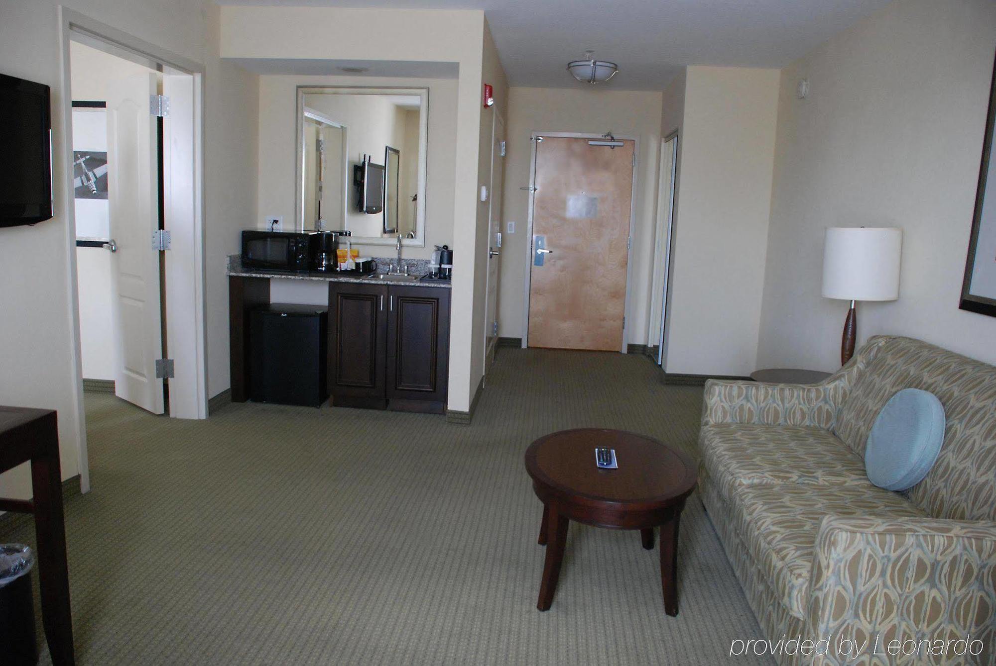 Hilton Garden Inn Lakeland Exterior photo